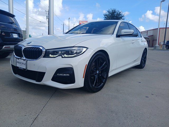 Used 2019 BMW 330i Sedan w/ M Sport Package RWD image 3
