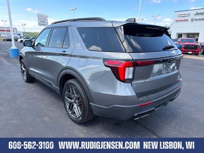 Used 2025 Ford Explorer ST-Line w/ ST-Line Street Pack