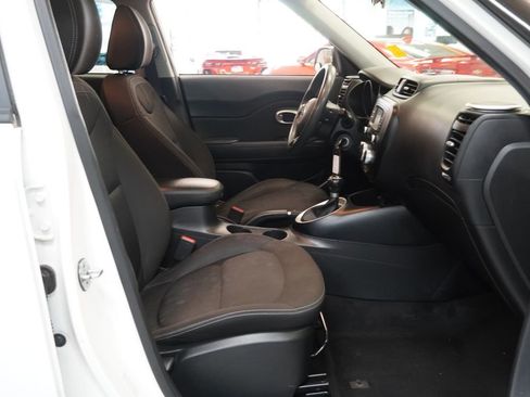 Used 2016 Kia Soul w/ Convenience Package FWD image 26