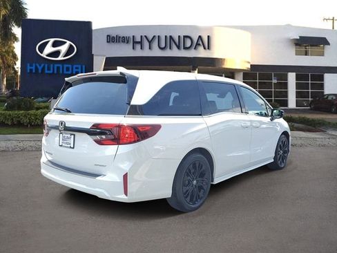 Used 2025 Honda Odyssey Sport-L image 6