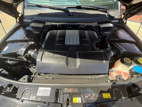 Used 2016 Land Rover LR4 HSE AWD/4WD image 22