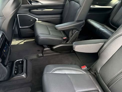 New 2026 Jeep Grand Wagoneer Limited AWD/4WD image 13