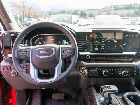 Used 2026 GMC Sierra 1500 Elevation w/ Elevation Premium Package AWD/4WD image 13