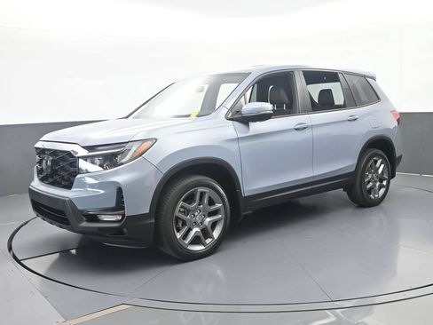 Used 2023 Honda Passport EX-L image 3