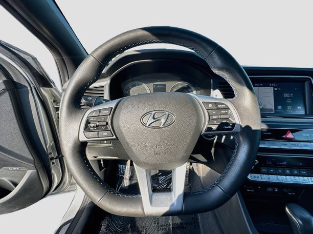 Used 2019 Hyundai Sonata Limited FWD image 14