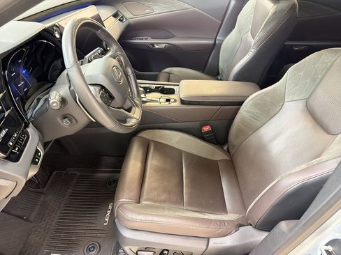 Used 2023 Lexus RX 350 w/ Cold Area Package AWD/4WD image 5