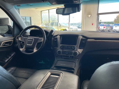 Used 2016 GMC Yukon Denali w/ Open Road Package image 33