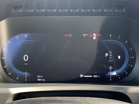 Used 2025 Volvo XC90 B6 Plus image 21