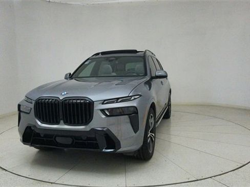 Used 2026 BMW X7 xDrive40i image 71