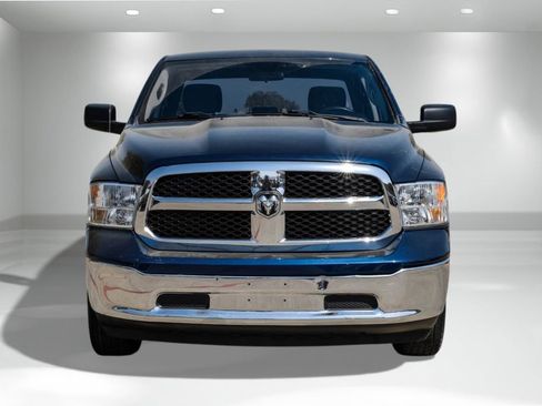 Used 2021 RAM 1500 Classic SLT image 4