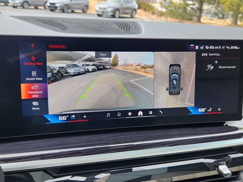 New 2026 BMW X7 M60i image 15