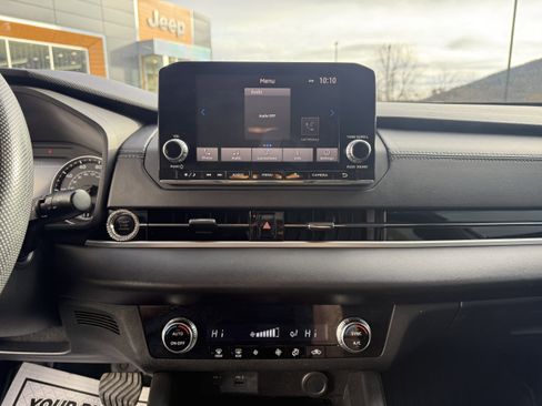 Used 2022 Mitsubishi Outlander ES image 14