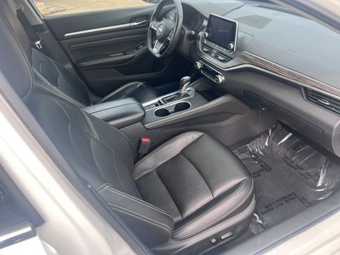 Used 2019 Nissan Altima 2.5 Platinum image 19