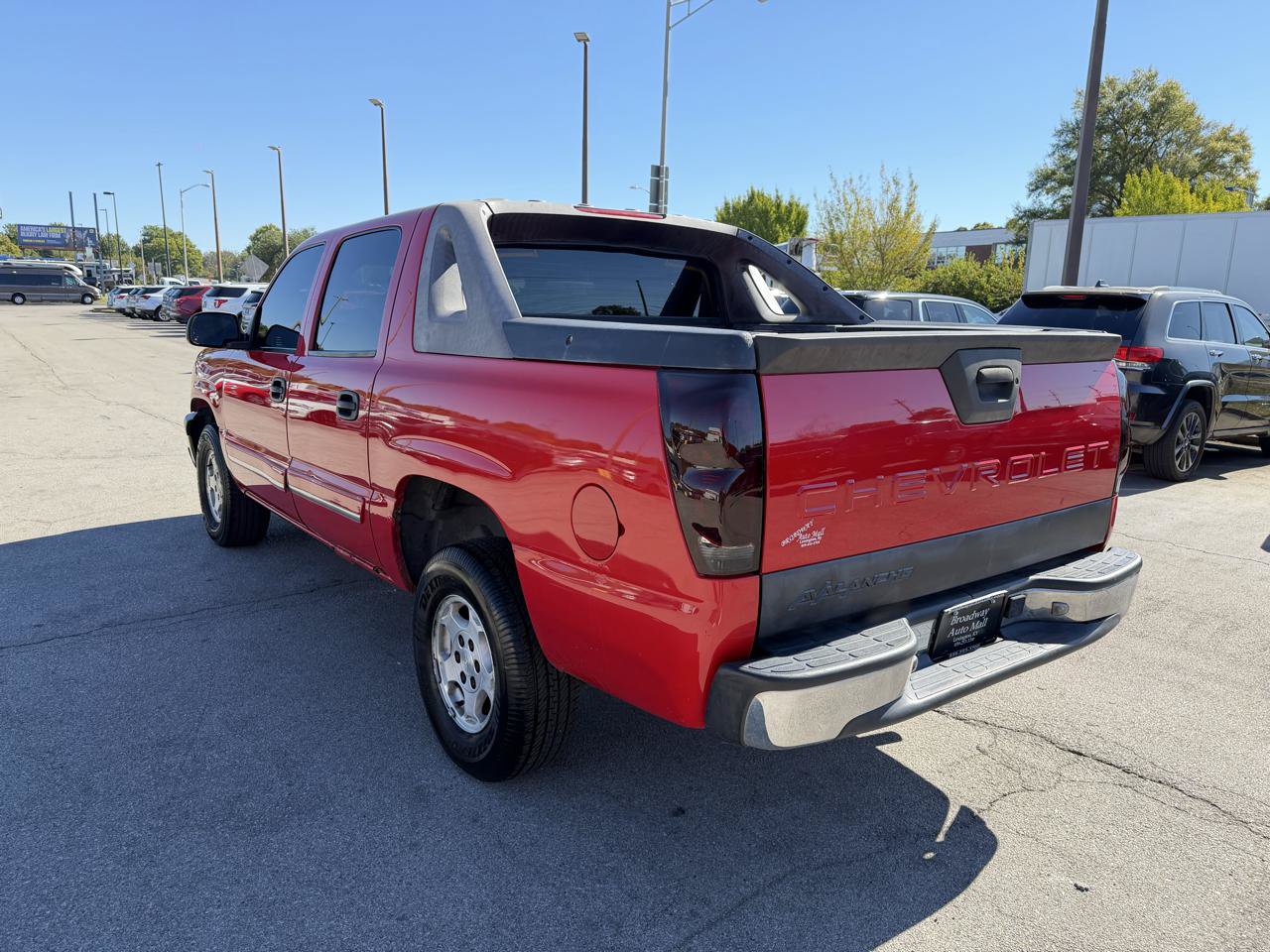 Used 2004 Chevrolet Avalanche 2WD image 5