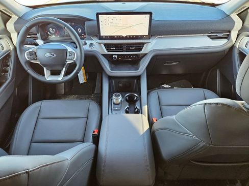 New 2026 Ford Explorer Active w/ Active Comfort Package RWD image 22