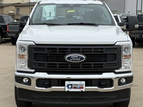 New 2026 Ford F250 XL w/ FX4 Off-Road Package image 29