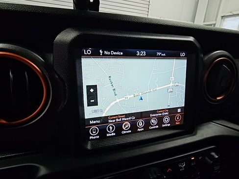 Used 2022 Jeep Gladiator Mojave w/ Trailer Tow Package image 18