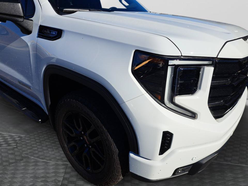 Used 2024 GMC Sierra 1500 Elevation w/ Elevation Premium Package AWD/4WD image 14