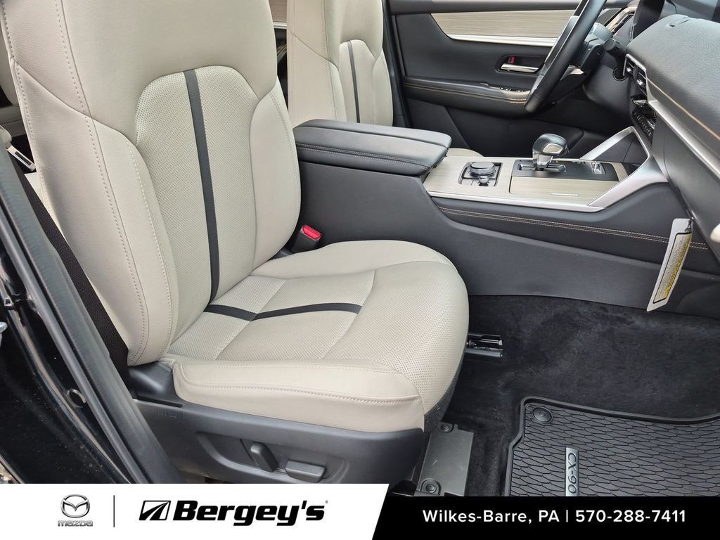 Certified 2025 MAZDA CX-90 Plug-In Hybrid w/Premium Sport AWD/4WD image 29