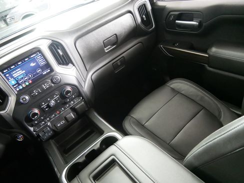 Certified 2020 Chevrolet Silverado 1500 RST w/ All-Star Edition AWD/4WD image 11