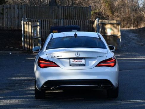 Used 2019 Mercedes-Benz CLA 250 4MATIC w/ Premium Package image 7