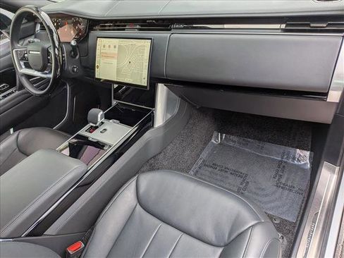 Used 2025 Land Rover Range Rover Autobiography AWD/4WD image 23
