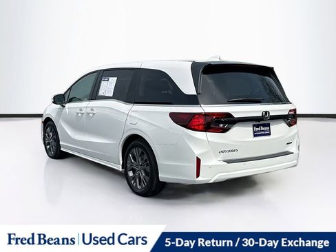 Used 2026 Honda Odyssey Touring image 5