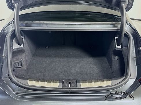 Used 2022 Audi e-tron GT Premium Plus image 32