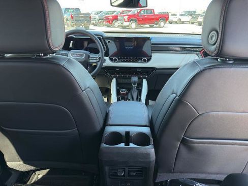 New 2026 GMC Canyon AT4X w/ AT4X AEV Edition image 14