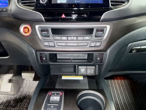Used 2023 Honda Passport TrailSport image 22