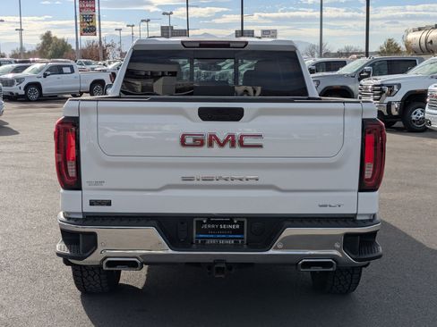 Used 2021 GMC Sierra 1500 SLT w/ SLT Premium Plus Package image 5