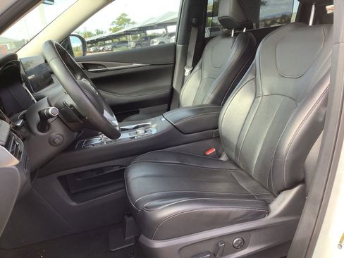 Used 2023 INFINITI QX60 Luxe w/ Cargo Package AWD/4WD image 9