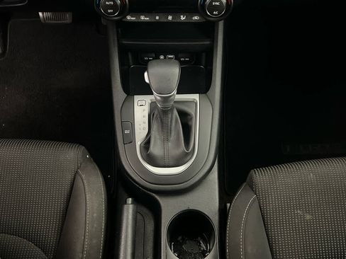 Used 2019 Kia Forte LXS FWD image 15