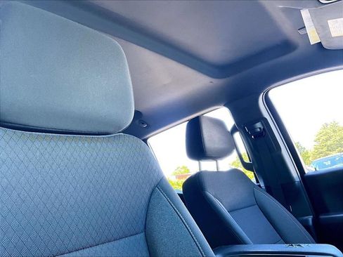 Used 2023 Chevrolet Silverado 1500 Custom AWD/4WD image 22