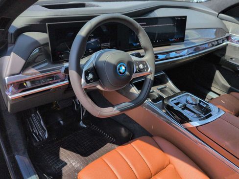 Used 2026 BMW i7 xDrive60 RWD image 10