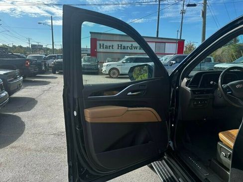 Used 2021 Cadillac Escalade Premium Luxury w/ Driver Assist Tech Package image 9