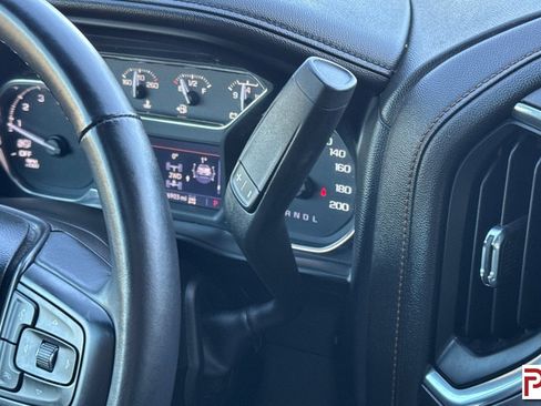 Certified 2022 GMC Sierra 1500 AT4 w/ AT4 Carbonpro Edition AWD/4WD image 23