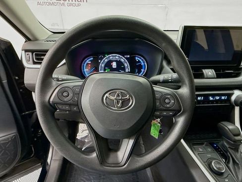 Used 2024 Toyota RAV4 LE image 11