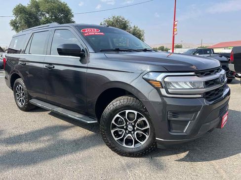 Used 2022 Ford Expedition XLT AWD/4WD image 4