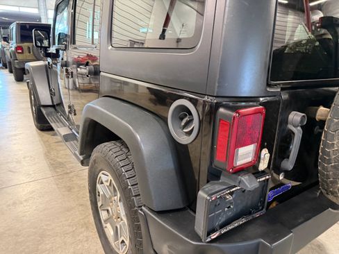 Used 2016 Jeep Wrangler Unlimited Sport AWD/4WD image 29