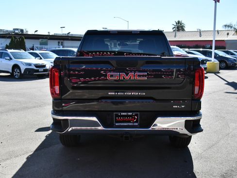 Used 2025 GMC Sierra 1500 SLT AWD/4WD image 7