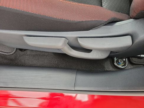 Used 2025 Nissan Versa SR w/ Trunk Package FWD image 27