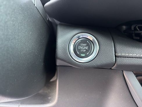 Used 2022 Buick Envision Preferred image 36