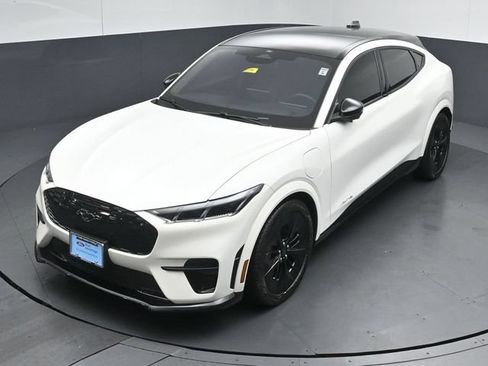 Certified 2025 Ford Mustang Mach-E GT AWD/4WD image 46