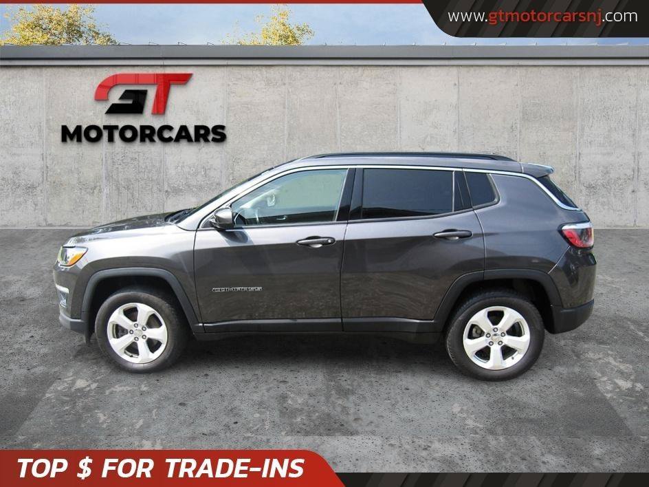 Used 2017 Jeep Compass Latitude w/ Popular Equipment Group AWD/4WD image 8