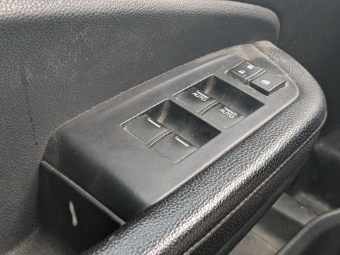 Used 2019 Honda Pilot Touring image 18