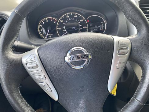 Used 2015 Nissan Versa Note SV FWD image 14