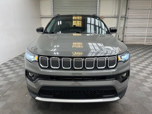 Used 2022 Jeep Compass Limited AWD/4WD image 9