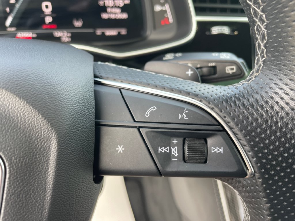 Used 2022 Audi SQ8 Premium Plus AWD/4WD image 24