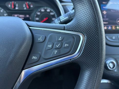 Used 2025 Chevrolet Malibu LT FWD image 22